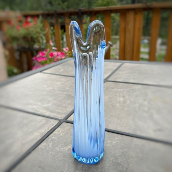 Vintage Blue, White & Clear Finger Hand Blown Swung Glass Vase height 8 inch - Picture 3 of 6
